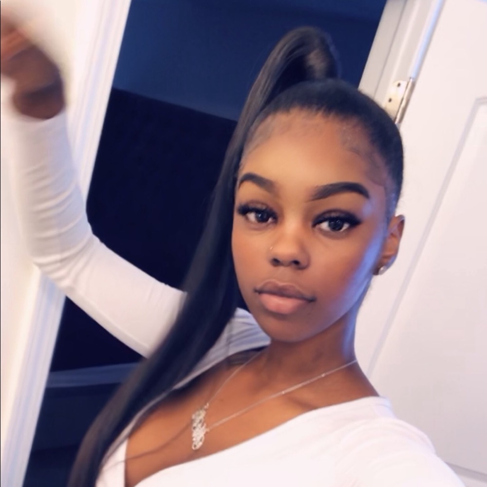 Meet your Posher, Imira